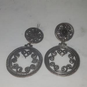 These are ventege earing they were never used